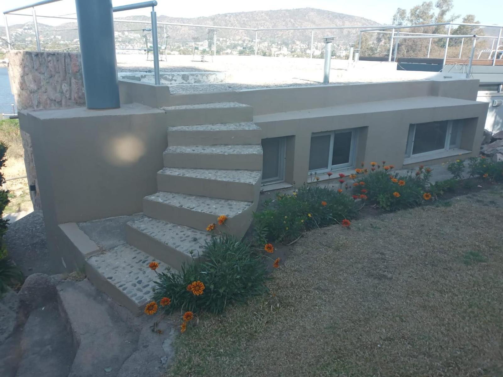 Lacasonavistalago Сasa de vacaciones Villa Carlos Paz